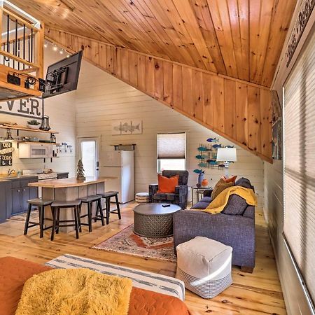 Pet-Friendly Studio With Loft And Mountain Views! Екстериор снимка