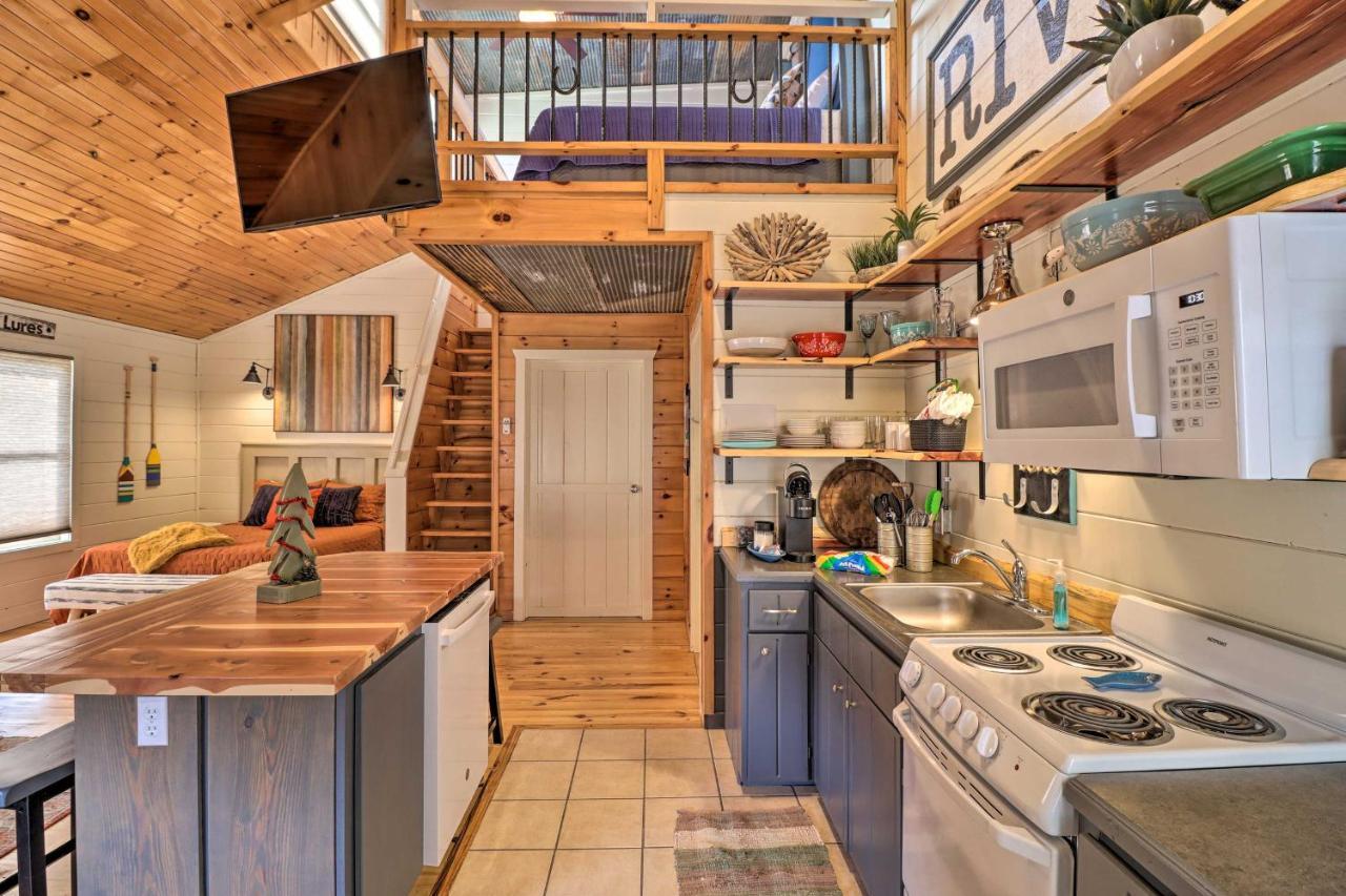 Pet-Friendly Studio With Loft And Mountain Views! Екстериор снимка