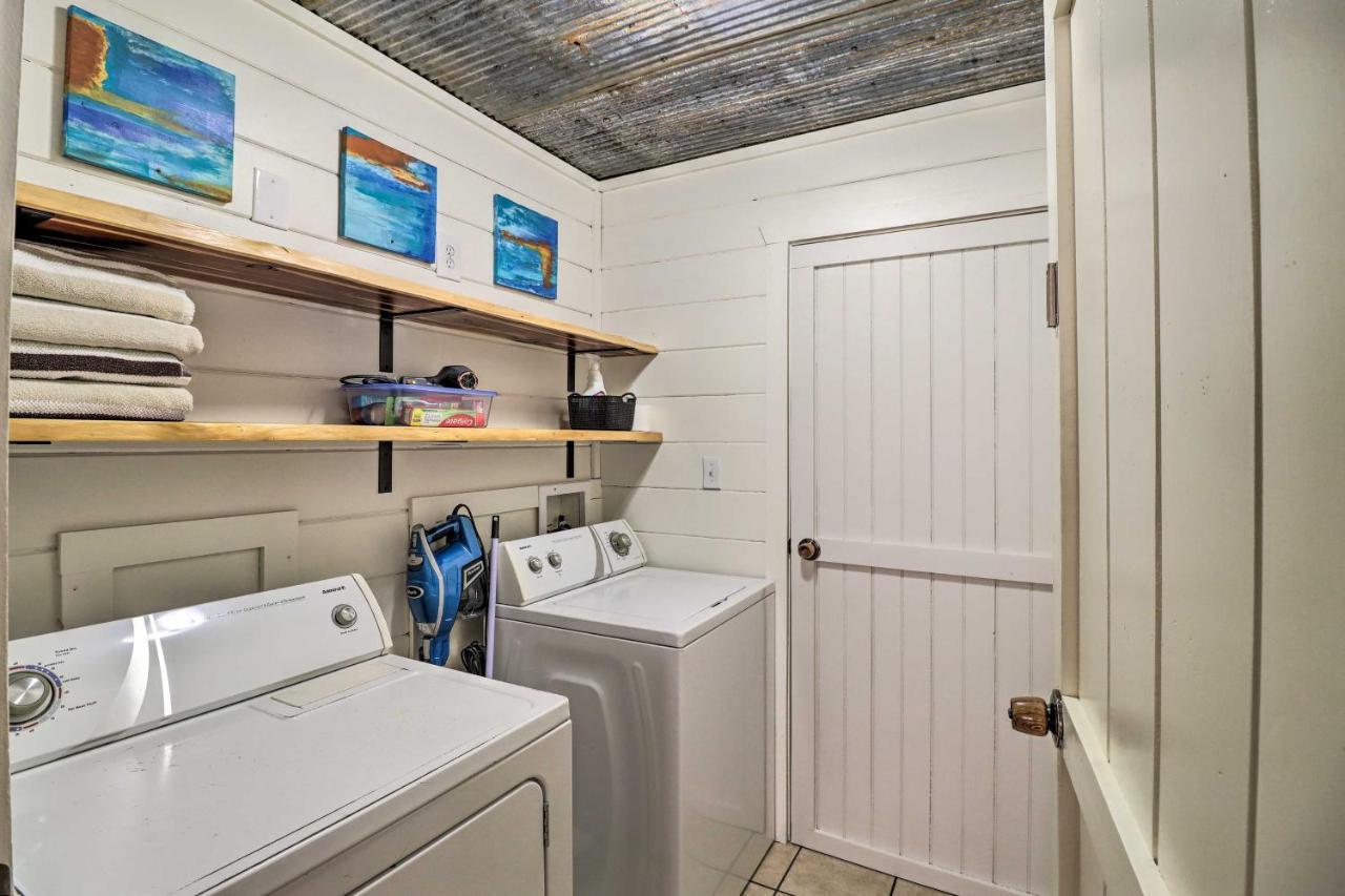 Pet-Friendly Studio With Loft And Mountain Views! Екстериор снимка